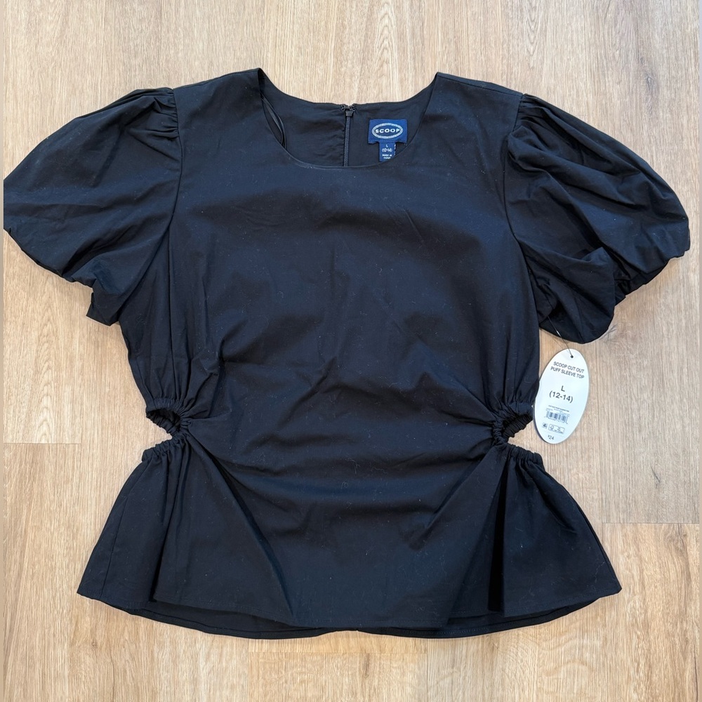 NWT Scoop Women's Poplin Puff Sleeve Black Top with Side Cutouts